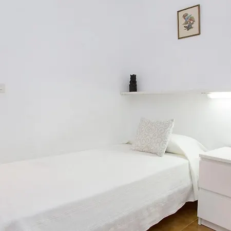 Appartement 1barc - *